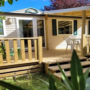 **** Camping Chez Coralie France